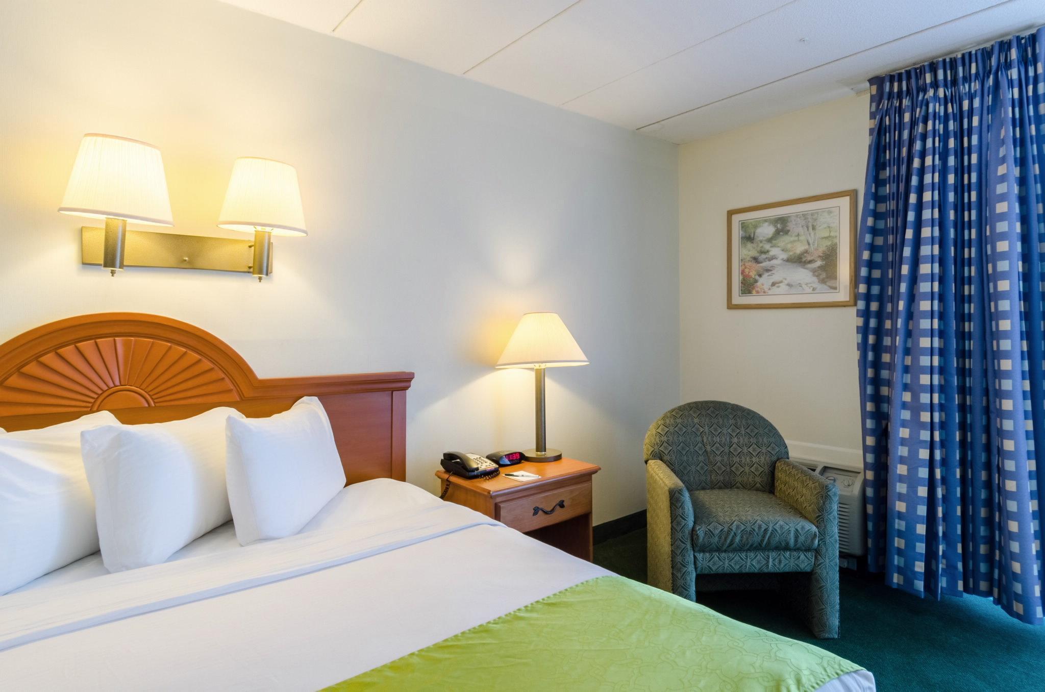 Quality Inn 2*