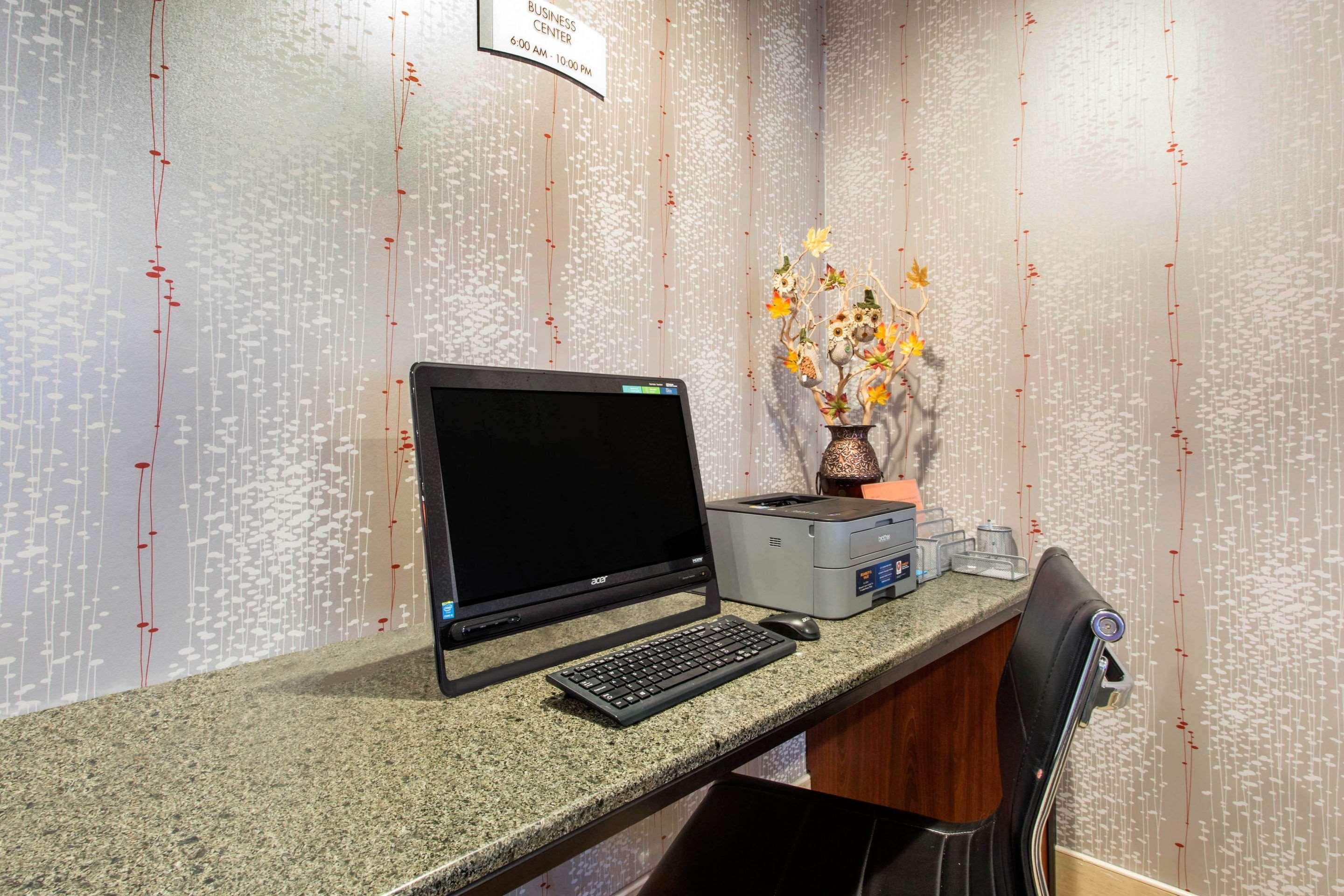 Inn Quality West Springfield