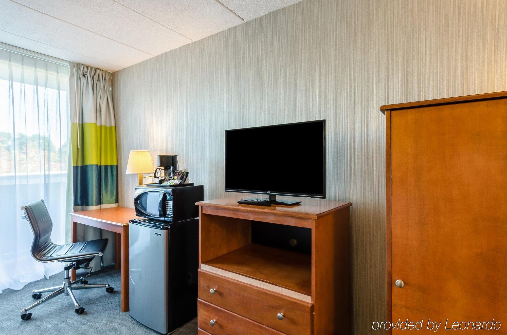 Quality Inn West Springfield